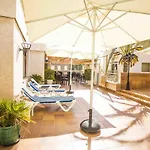 Victoria Hotel