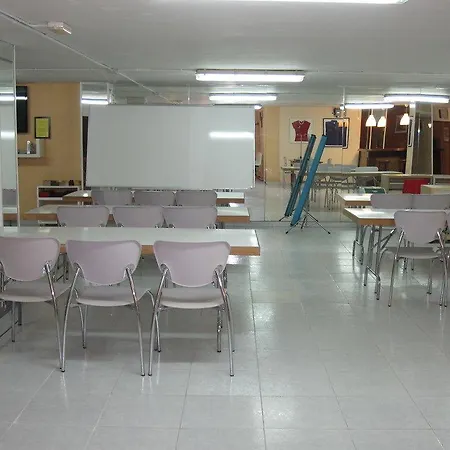 Victoria & Splay Center Отель