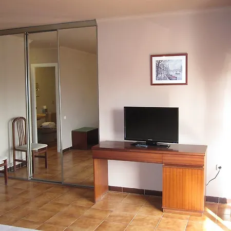 Hotel Victoria & Splay Center