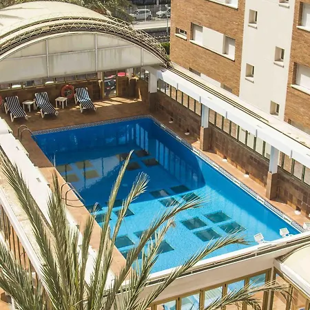Victoria Hotel 3*
