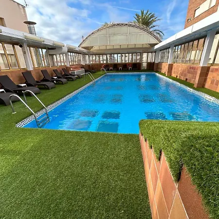Victoria & Splay Center 3* Segur de Calafell