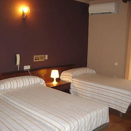 Victoria & Splay Center Hotel 3*