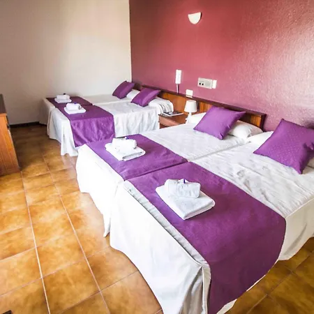 Hotel Victoria & Splay Center