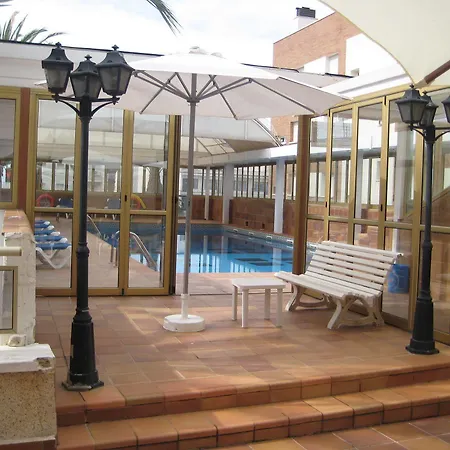 Hotel Victoria & Splay Center